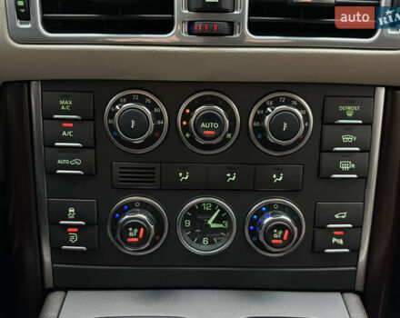 Коричневый Ленд Ровер Рендж Ровер, объемом двигателя 5 л и пробегом 207 тыс. км за 13700 $, фото 99 на Automoto.ua