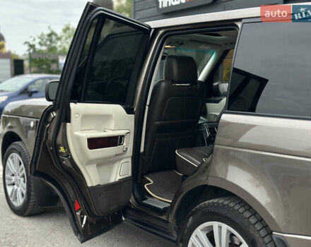 Коричневый Ленд Ровер Рендж Ровер, объемом двигателя 5 л и пробегом 204 тыс. км за 12200 $, фото 46 на Automoto.ua