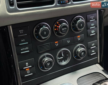 Коричневий Ленд Ровер Рендж Ровер, об'ємом двигуна 5 л та пробігом 216 тис. км за 14900 $, фото 26 на Automoto.ua