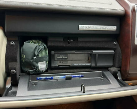 Коричневый Ленд Ровер Рендж Ровер, объемом двигателя 5 л и пробегом 207 тыс. км за 13700 $, фото 117 на Automoto.ua