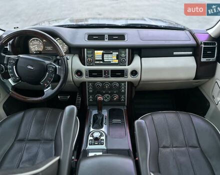 Коричневый Ленд Ровер Рендж Ровер, объемом двигателя 5 л и пробегом 212 тыс. км за 15900 $, фото 48 на Automoto.ua