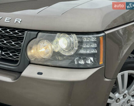 Коричневый Ленд Ровер Рендж Ровер, объемом двигателя 5 л и пробегом 204 тыс. км за 12200 $, фото 4 на Automoto.ua