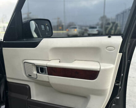 Коричневый Ленд Ровер Рендж Ровер, объемом двигателя 5 л и пробегом 212 тыс. км за 15900 $, фото 60 на Automoto.ua