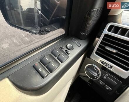 Коричневий Ленд Ровер Рендж Ровер, об'ємом двигуна 4.37 л та пробігом 299 тис. км за 19990 $, фото 12 на Automoto.ua