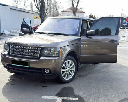 Коричневый Ленд Ровер Рендж Ровер, объемом двигателя 4.4 л и пробегом 299 тыс. км за 19500 $, фото 1 на Automoto.ua