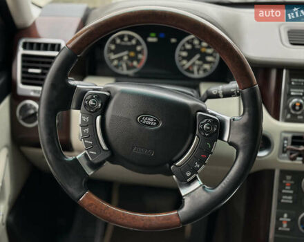 Коричневый Ленд Ровер Рендж Ровер, объемом двигателя 5 л и пробегом 204 тыс. км за 12200 $, фото 31 на Automoto.ua