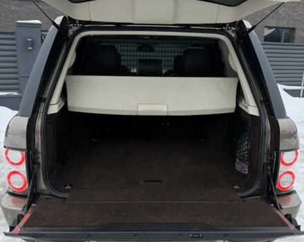 Коричневый Ленд Ровер Рендж Ровер, объемом двигателя 5 л и пробегом 207 тыс. км за 13700 $, фото 111 на Automoto.ua