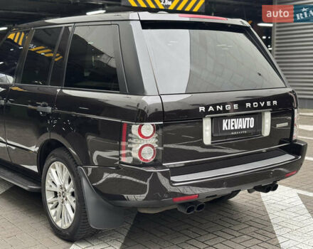 Коричневий Ленд Ровер Рендж Ровер, об'ємом двигуна 5 л та пробігом 216 тис. км за 14900 $, фото 13 на Automoto.ua