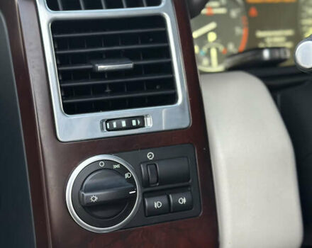 Коричневый Ленд Ровер Рендж Ровер, объемом двигателя 5 л и пробегом 212 тыс. км за 15900 $, фото 39 на Automoto.ua