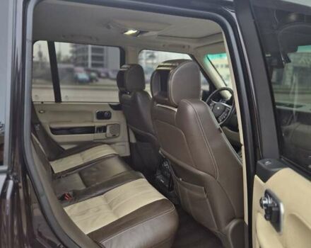 Коричневий Ленд Ровер Рендж Ровер, об'ємом двигуна 5 л та пробігом 300 тис. км за 14900 $, фото 16 на Automoto.ua