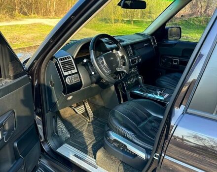 Коричневый Ленд Ровер Рендж Ровер, объемом двигателя 5 л и пробегом 177 тыс. км за 15500 $, фото 9 на Automoto.ua
