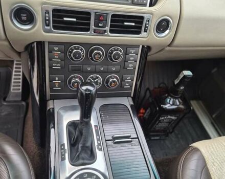 Коричневий Ленд Ровер Рендж Ровер, об'ємом двигуна 5 л та пробігом 300 тис. км за 14900 $, фото 22 на Automoto.ua