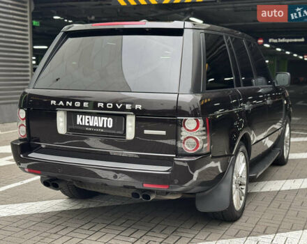 Коричневий Ленд Ровер Рендж Ровер, об'ємом двигуна 5 л та пробігом 216 тис. км за 14900 $, фото 6 на Automoto.ua