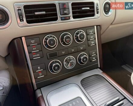 Коричневий Ленд Ровер Рендж Ровер, об'ємом двигуна 4.37 л та пробігом 178 тис. км за 20000 $, фото 57 на Automoto.ua