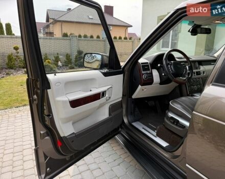 Коричневий Ленд Ровер Рендж Ровер, об'ємом двигуна 4.37 л та пробігом 178 тис. км за 20000 $, фото 34 на Automoto.ua