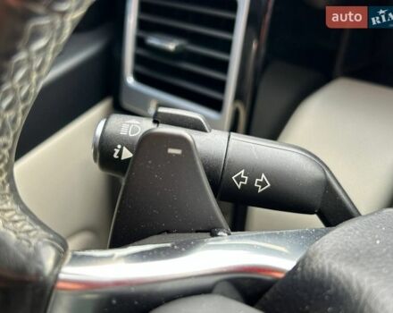 Коричневий Ленд Ровер Рендж Ровер, об'ємом двигуна 4.37 л та пробігом 299 тис. км за 19990 $, фото 15 на Automoto.ua