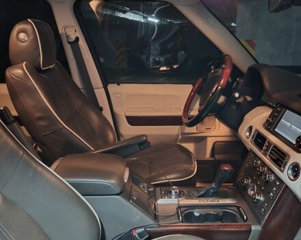 Коричневий Ленд Ровер Рендж Ровер, об'ємом двигуна 5 л та пробігом 208 тис. км за 12000 $, фото 6 на Automoto.ua