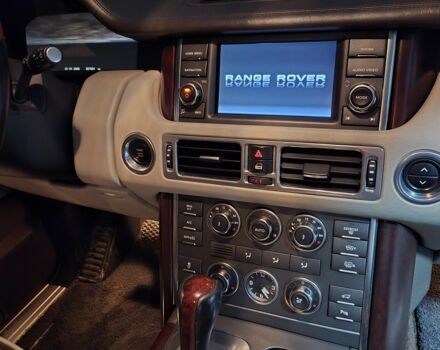 Коричневий Ленд Ровер Рендж Ровер, об'ємом двигуна 5 л та пробігом 208 тис. км за 12000 $, фото 7 на Automoto.ua