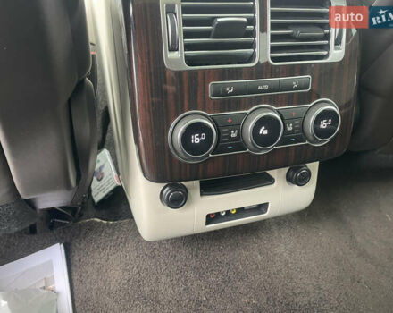 Коричневый Ленд Ровер Рендж Ровер, объемом двигателя 4.4 л и пробегом 280 тыс. км за 31000 $, фото 24 на Automoto.ua