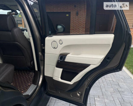 Коричневый Ленд Ровер Рендж Ровер, объемом двигателя 2.99 л и пробегом 203 тыс. км за 30500 $, фото 14 на Automoto.ua