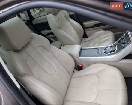 Коричневий Ленд Ровер Рендж Ровер, об'ємом двигуна 2 л та пробігом 104 тис. км за 17500 $, фото 17 на Automoto.ua