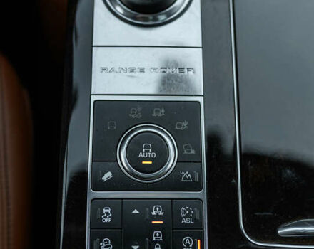 Коричневый Ленд Ровер Рендж Ровер, объемом двигателя 2.99 л и пробегом 261 тыс. км за 39900 $, фото 47 на Automoto.ua