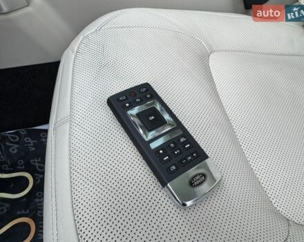 Коричневий Ленд Ровер Рендж Ровер, об'ємом двигуна 5 л та пробігом 174 тис. км за 49900 $, фото 68 на Automoto.ua