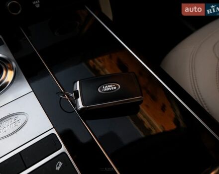 Коричневый Ленд Ровер Рендж Ровер, объемом двигателя 5 л и пробегом 81 тыс. км за 56000 $, фото 42 на Automoto.ua