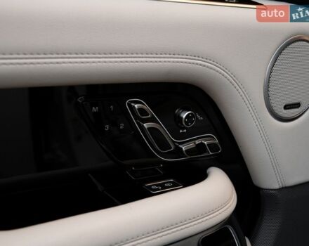 Коричневый Ленд Ровер Рендж Ровер, объемом двигателя 5 л и пробегом 81 тыс. км за 56000 $, фото 28 на Automoto.ua