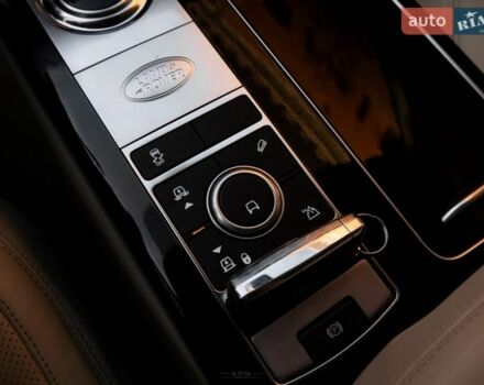 Коричневый Ленд Ровер Рендж Ровер, объемом двигателя 5 л и пробегом 81 тыс. км за 56000 $, фото 23 на Automoto.ua