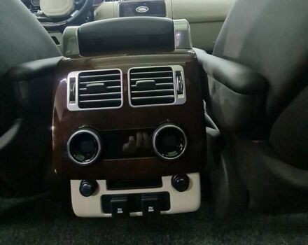 Коричневый Ленд Ровер Рендж Ровер, объемом двигателя 2 л и пробегом 110 тыс. км за 69000 $, фото 9 на Automoto.ua