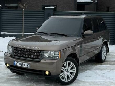 Коричневый Ленд Ровер Рендж Ровер, объемом двигателя 5 л и пробегом 207 тыс. км за 13700 $, фото 1 на Automoto.ua