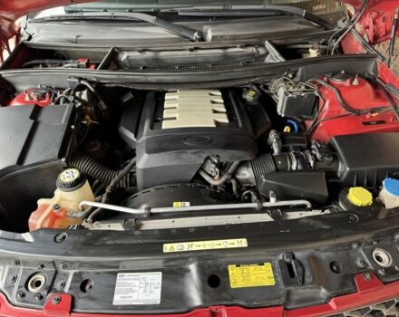 Ленд Ровер Рендж Ровер 2007 в Днепре (Днепропетровске) на Automoto.ua Красный Ленд Ровер Рендж Ровер, объемом двигателя 4.4 л и пробегом 190 тыс. км за 12500 $, фото 18 на Automoto.ua