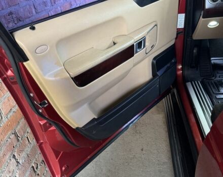 Ленд Ровер Рендж Ровер 2007 в Днепре (Днепропетровске) на Automoto.ua Красный Ленд Ровер Рендж Ровер, объемом двигателя 4.4 л и пробегом 190 тыс. км за 12500 $, фото 12 на Automoto.ua