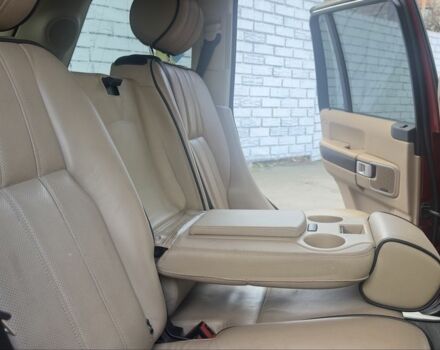 Красный Ленд Ровер Рендж Ровер, объемом двигателя 4.2 л и пробегом 350 тыс. км за 8700 $, фото 10 на Automoto.ua