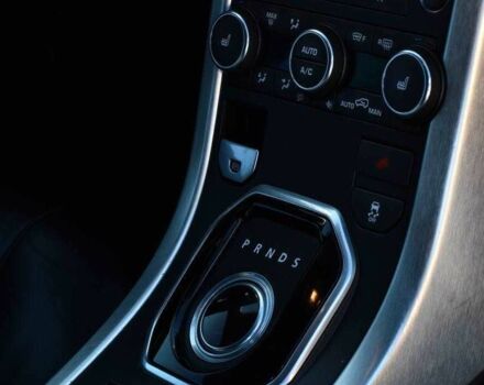 Красный Ленд Ровер Рендж Ровер, объемом двигателя 2 л и пробегом 123 тыс. км за 12950 $, фото 12 на Automoto.ua