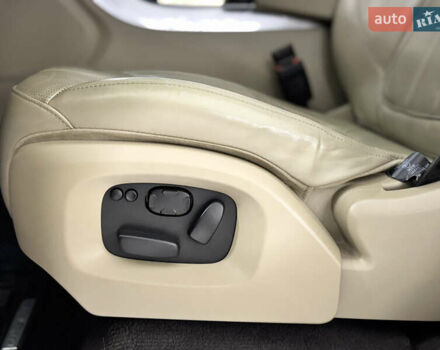 Красный Ленд Ровер Рендж Ровер, объемом двигателя 2.99 л и пробегом 260 тыс. км за 27899 $, фото 14 на Automoto.ua