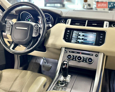 Красный Ленд Ровер Рендж Ровер, объемом двигателя 2.99 л и пробегом 260 тыс. км за 27899 $, фото 21 на Automoto.ua