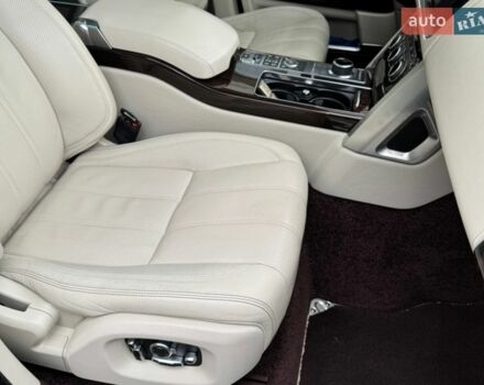 Червоний Ленд Ровер Рендж Ровер, об'ємом двигуна 4.37 л та пробігом 181 тис. км за 53000 $, фото 8 на Automoto.ua