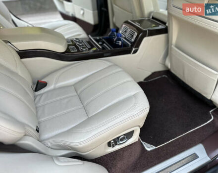 Красный Ленд Ровер Рендж Ровер, объемом двигателя 4.37 л и пробегом 175 тыс. км за 62000 $, фото 56 на Automoto.ua