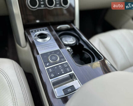 Красный Ленд Ровер Рендж Ровер, объемом двигателя 4.37 л и пробегом 175 тыс. км за 62000 $, фото 24 на Automoto.ua