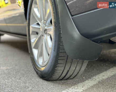 Красный Ленд Ровер Рендж Ровер, объемом двигателя 4.37 л и пробегом 175 тыс. км за 62000 $, фото 21 на Automoto.ua