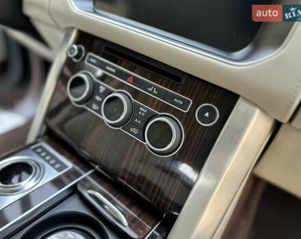 Красный Ленд Ровер Рендж Ровер, объемом двигателя 4.37 л и пробегом 175 тыс. км за 62000 $, фото 42 на Automoto.ua