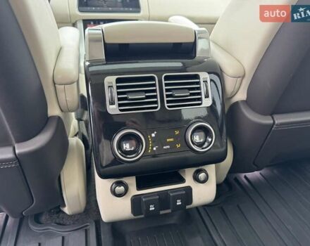 Красный Ленд Ровер Рендж Ровер, объемом двигателя 3 л и пробегом 139 тыс. км за 51900 $, фото 101 на Automoto.ua