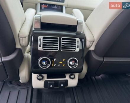 Красный Ленд Ровер Рендж Ровер, объемом двигателя 3 л и пробегом 139 тыс. км за 51900 $, фото 99 на Automoto.ua