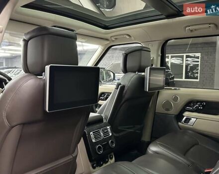 Красный Ленд Ровер Рендж Ровер, объемом двигателя 4.37 л и пробегом 37 тыс. км за 88500 $, фото 19 на Automoto.ua