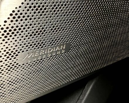 Червоний Ленд Ровер Рендж Ровер, об'ємом двигуна 2 л та пробігом 92 тис. км за 48000 $, фото 8 на Automoto.ua