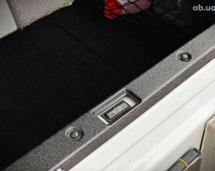 Ленд Ровер Рендж Ровер, об'ємом двигуна 4.4 л та пробігом 300 тис. км за 16500 $, фото 11 на Automoto.ua