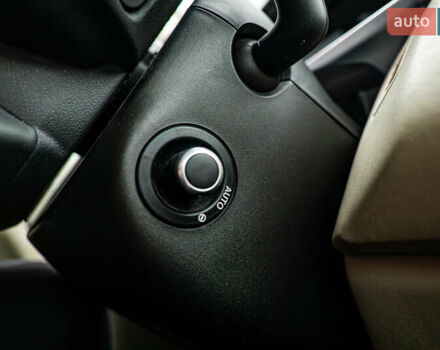 Ленд Ровер Рендж Ровер, объемом двигателя 5 л и пробегом 176 тыс. км за 26688 $, фото 13 на Automoto.ua