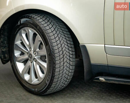 Ленд Ровер Рендж Ровер, объемом двигателя 5 л и пробегом 176 тыс. км за 26688 $, фото 8 на Automoto.ua